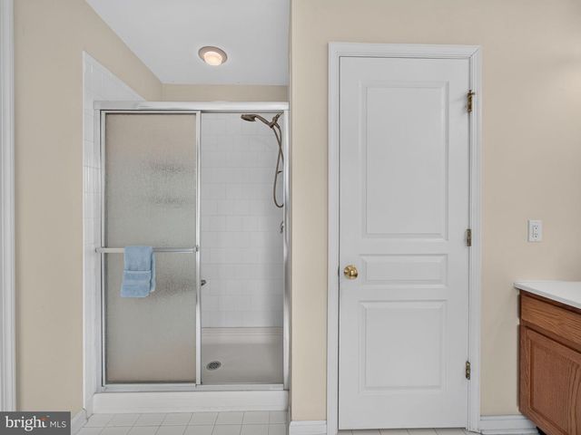63 WILLIAMS DR, Fountainville, PA 18923