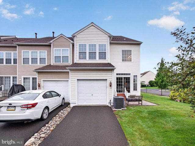 63 WILLIAMS DR, Fountainville, PA 18923