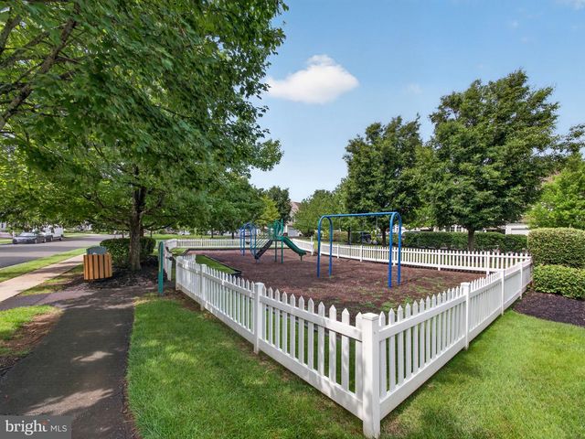 63 WILLIAMS DR, Fountainville, PA 18923