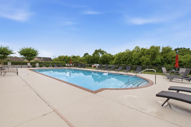 1746 Sedgefield Drive, Ooltewah, TN 37363