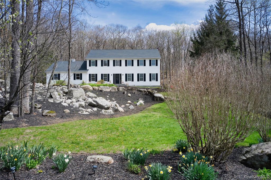 62 Salierno Road, Tuxedo Park, NY 10987