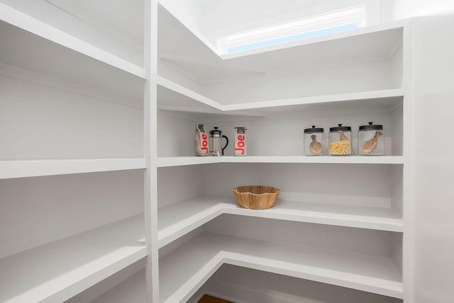 16506 S Loiret Street, Olathe, KS 66062