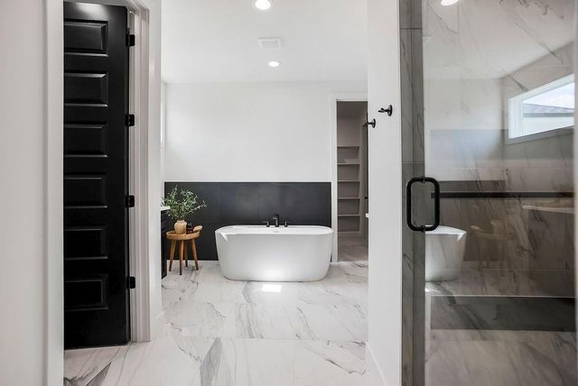 16506 S Loiret Street, Olathe, KS 66062