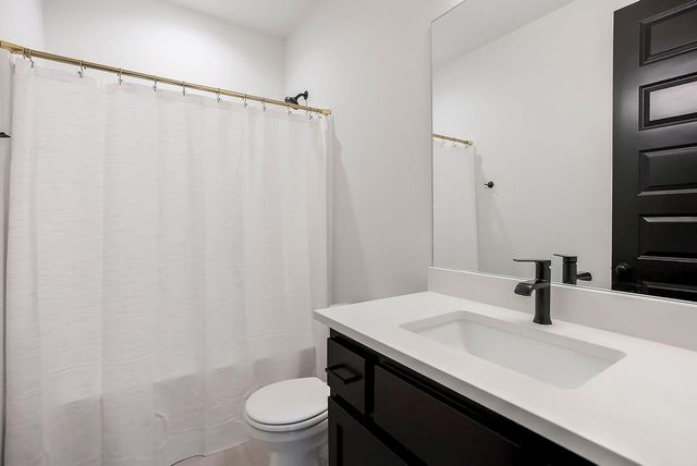 16506 S Loiret Street, Olathe, KS 66062