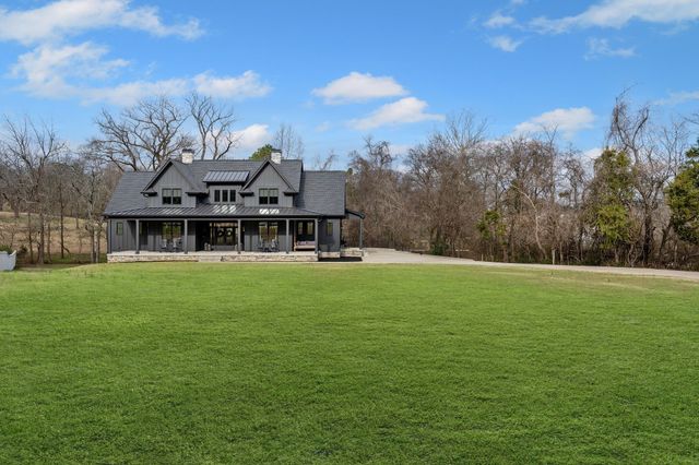 741 Saundersville Ferry Rd, Mount Juliet, TN 37122