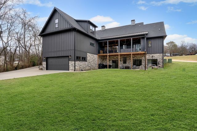 741 Saundersville Ferry Rd, Mount Juliet, TN 37122