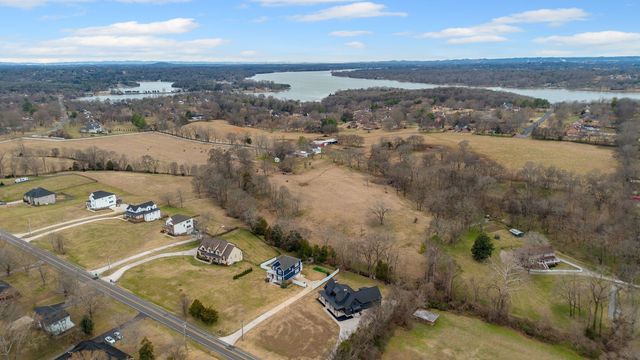 741 Saundersville Ferry Rd, Mount Juliet, TN 37122