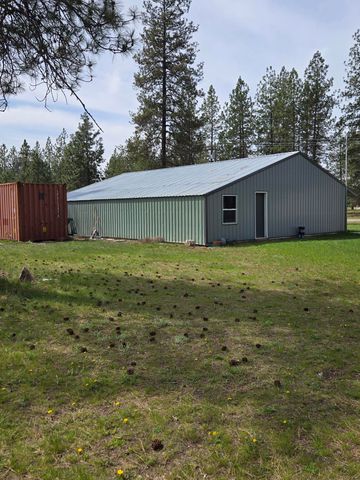 26810 N Regal Ln, Chattaroy, WA 99003