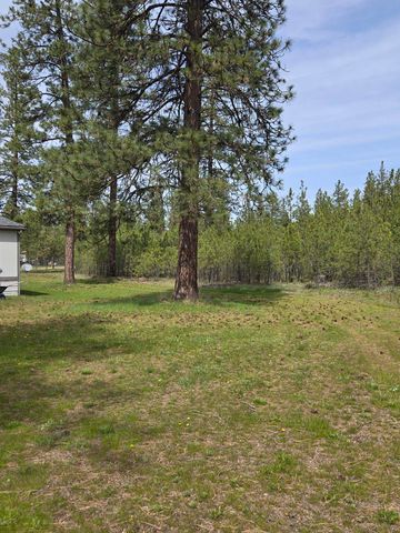 26810 N Regal Ln, Chattaroy, WA 99003