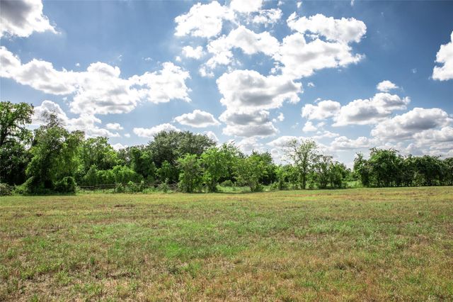 11105 Harmon School RD, Burton, TX 77835