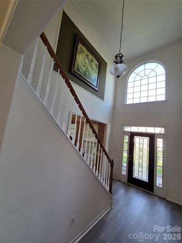 9120 Viscount Lane, Charlotte, NC 28269