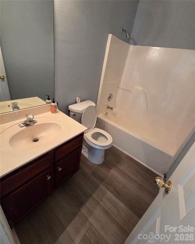 9120 Viscount Lane, Charlotte, NC 28269