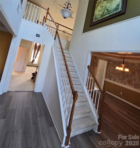 9120 Viscount Lane, Charlotte, NC 28269