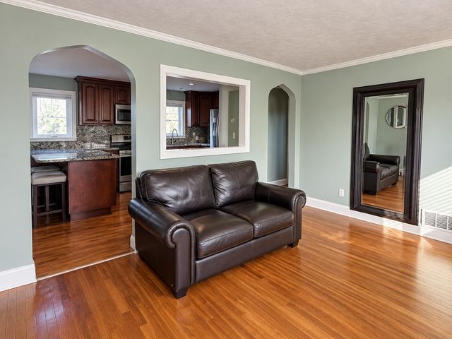 91 Grove Street, Waltham, MA 02453