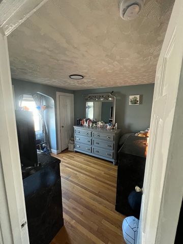 91 Grove Street, Waltham, MA 02453