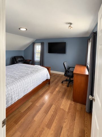 91 Grove Street, Waltham, MA 02453
