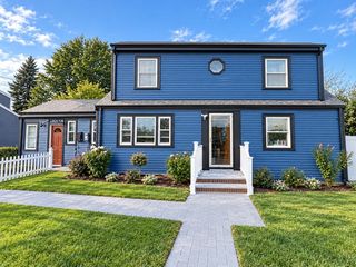 91 Grove Street, Waltham, MA 02453
