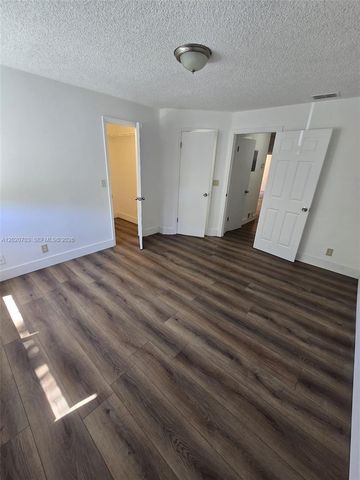 3340 N Pinewalk Dr N 1518, Margate, FL 33063