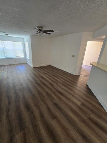 3340 N Pinewalk Dr N 1518, Margate, FL 33063