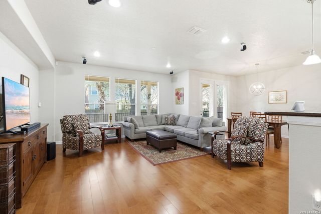 221 Lone Star, Boerne, TX 78006