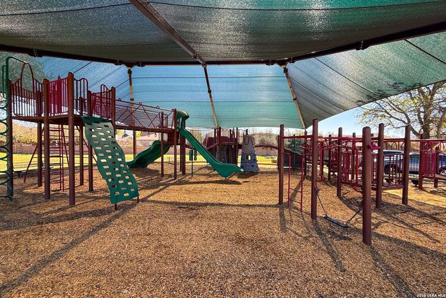 221 Lone Star, Boerne, TX 78006