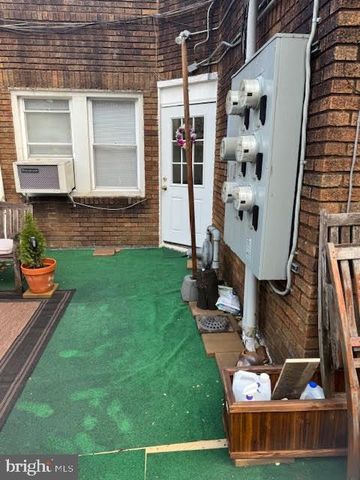 126-128 BALA AVE, Bala Cynwyd, PA 19004