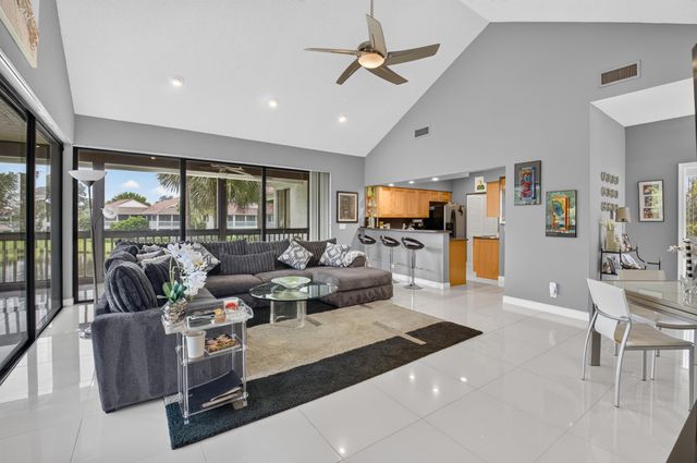 19271 Sabal Lake Drive, Boca Raton, FL 33434