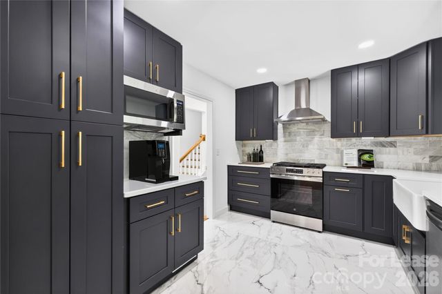 5938 Sharon Road, Charlotte, NC 28210