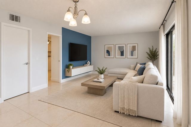 1524 Lake Crystal Drive E, Royal Palm Beach, FL 33411