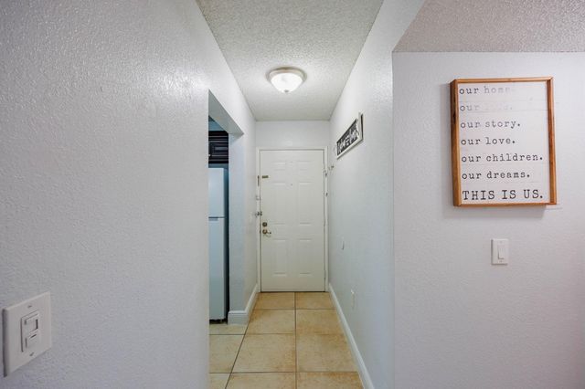 1524 Lake Crystal Drive E, Royal Palm Beach, FL 33411
