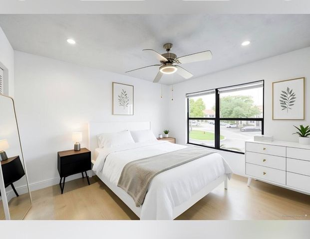 1524 Lake Crystal Drive E, Royal Palm Beach, FL 33411