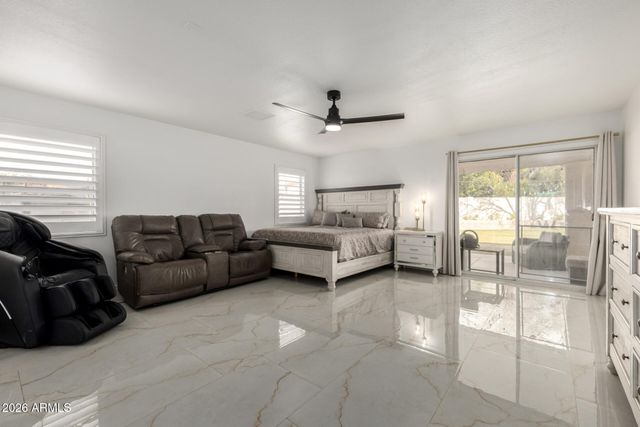 5702 W WINDROSE Drive, Glendale, AZ 85304