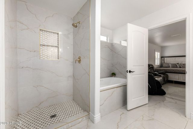 5702 W WINDROSE Drive, Glendale, AZ 85304