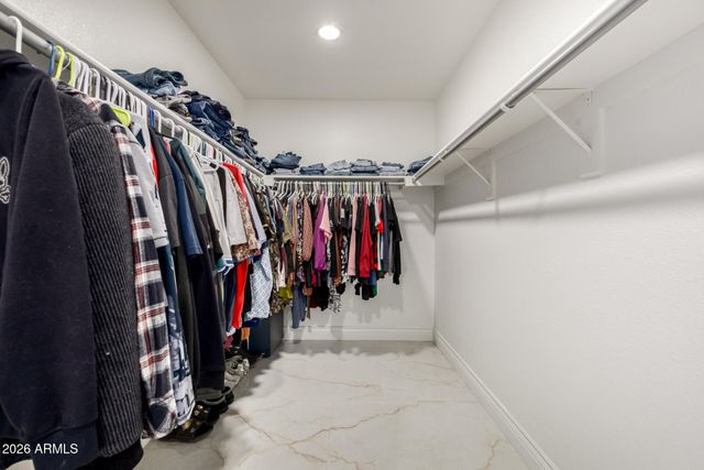 5702 W WINDROSE Drive, Glendale, AZ 85304