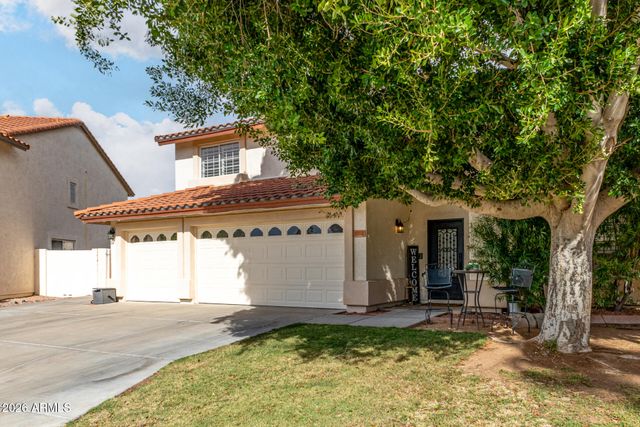 5702 W WINDROSE Drive, Glendale, AZ 85304