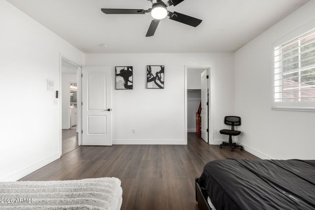 5702 W WINDROSE Drive, Glendale, AZ 85304