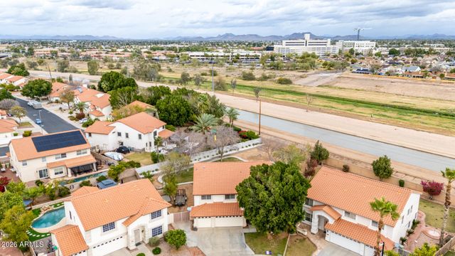 5702 W WINDROSE Drive, Glendale, AZ 85304