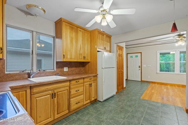 49 Washington Avenue, Scotia, NY 12302