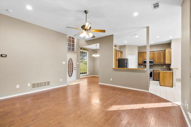 9861 County Road 540, Lavon, TX 75166