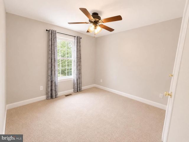 409 CORNWALL DR, Ruther Glen, VA 22546