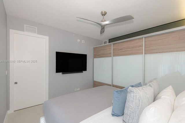 2301 Collins Avenue PH20, Miami Beach, FL 33139
