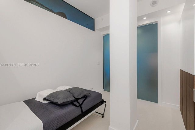 2301 Collins Avenue PH20, Miami Beach, FL 33139