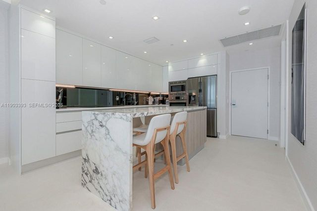 2301 Collins Avenue PH20, Miami Beach, FL 33139