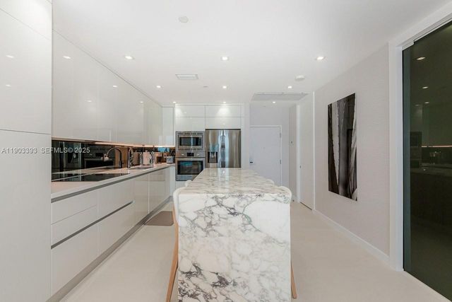 2301 Collins Avenue PH20, Miami Beach, FL 33139
