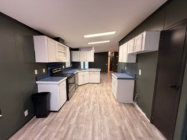 300 Ridgewood Avenue, Mary Esther, FL 32569