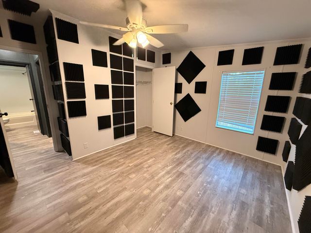 300 Ridgewood Avenue, Mary Esther, FL 32569