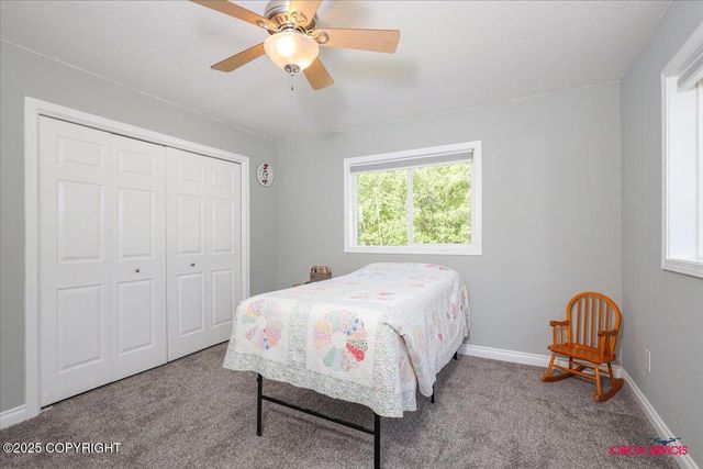 2750 E Whispering Woods Drive, Wasilla, AK 99654