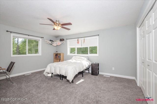 2750 E Whispering Woods Drive, Wasilla, AK 99654