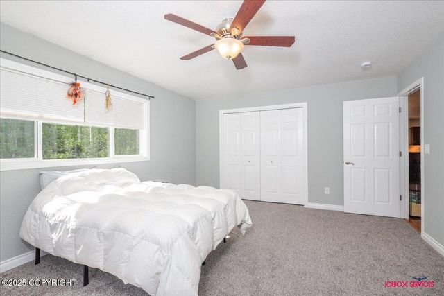 2750 E Whispering Woods Drive, Wasilla, AK 99654