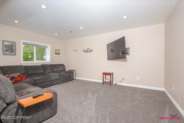 2750 E Whispering Woods Drive, Wasilla, AK 99654